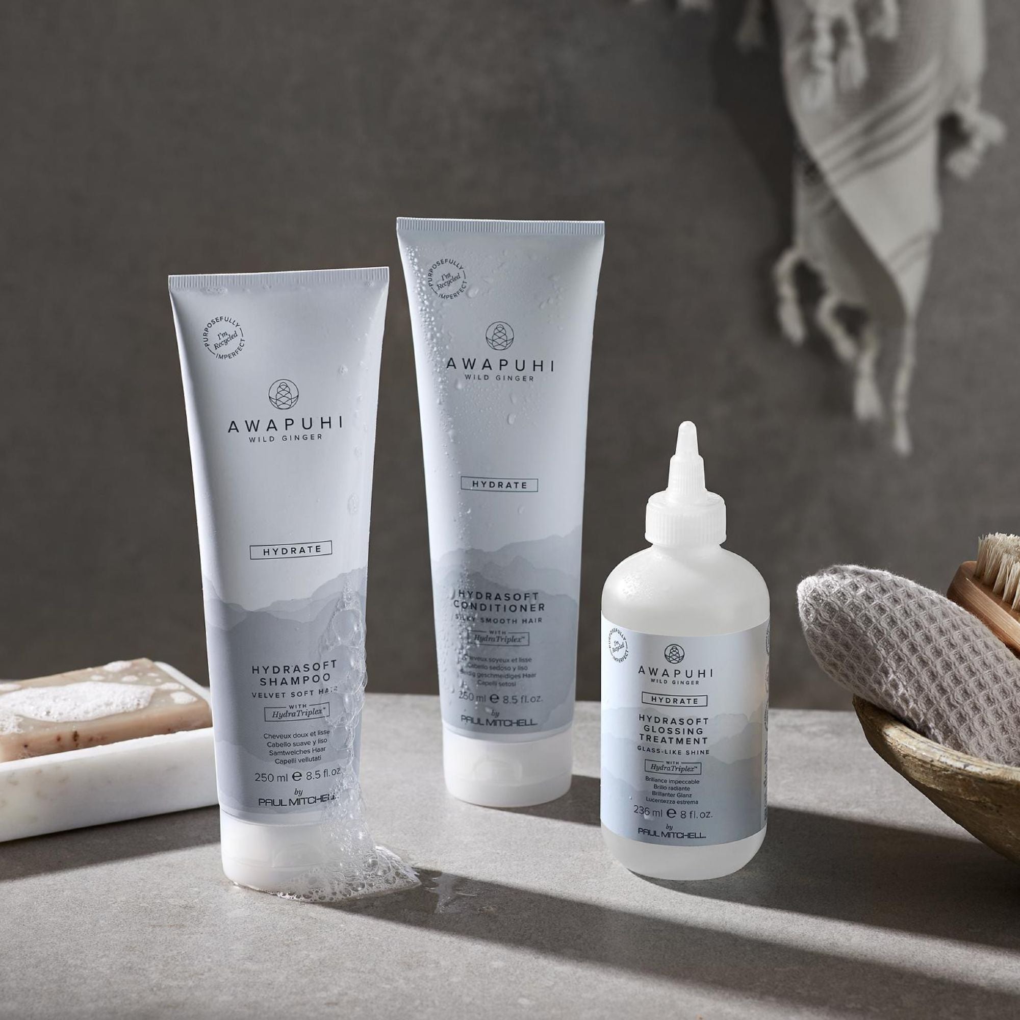 HYDRASOFT GLOSSING TREATMENT - size 236 ml