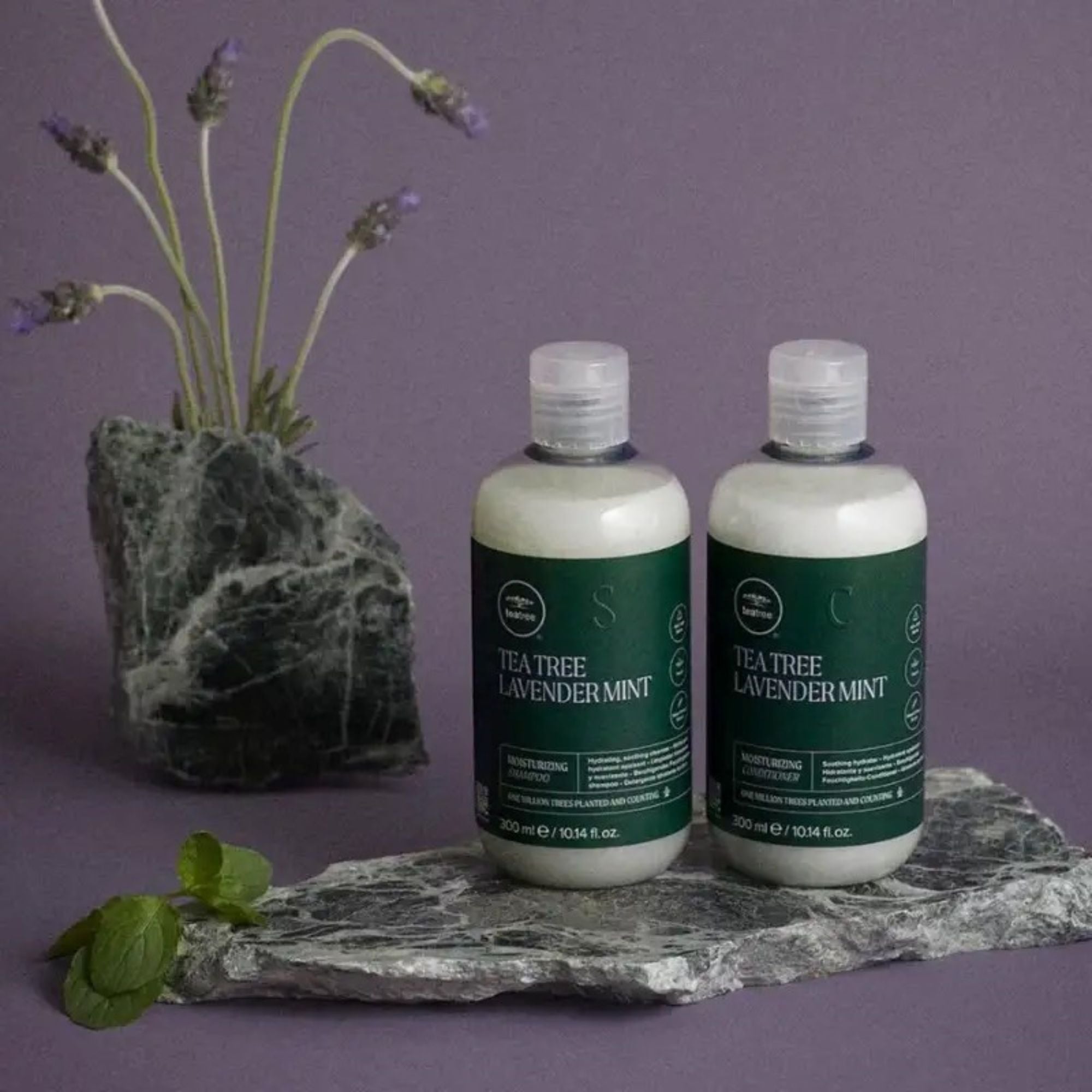 LAVENDER MINT MOISTURIZING SHAMPOO - size 300 ml